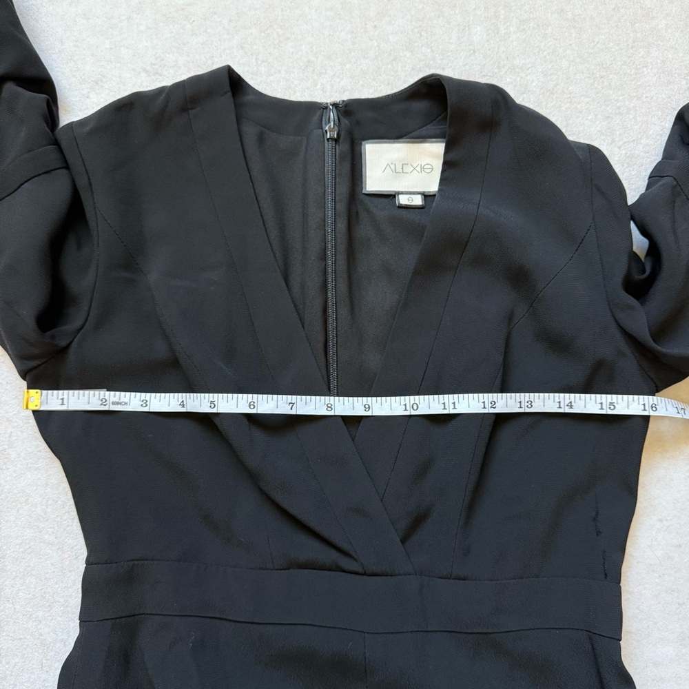 ALEXIS Statement Mini Dress Size S - Picture 9 of 13